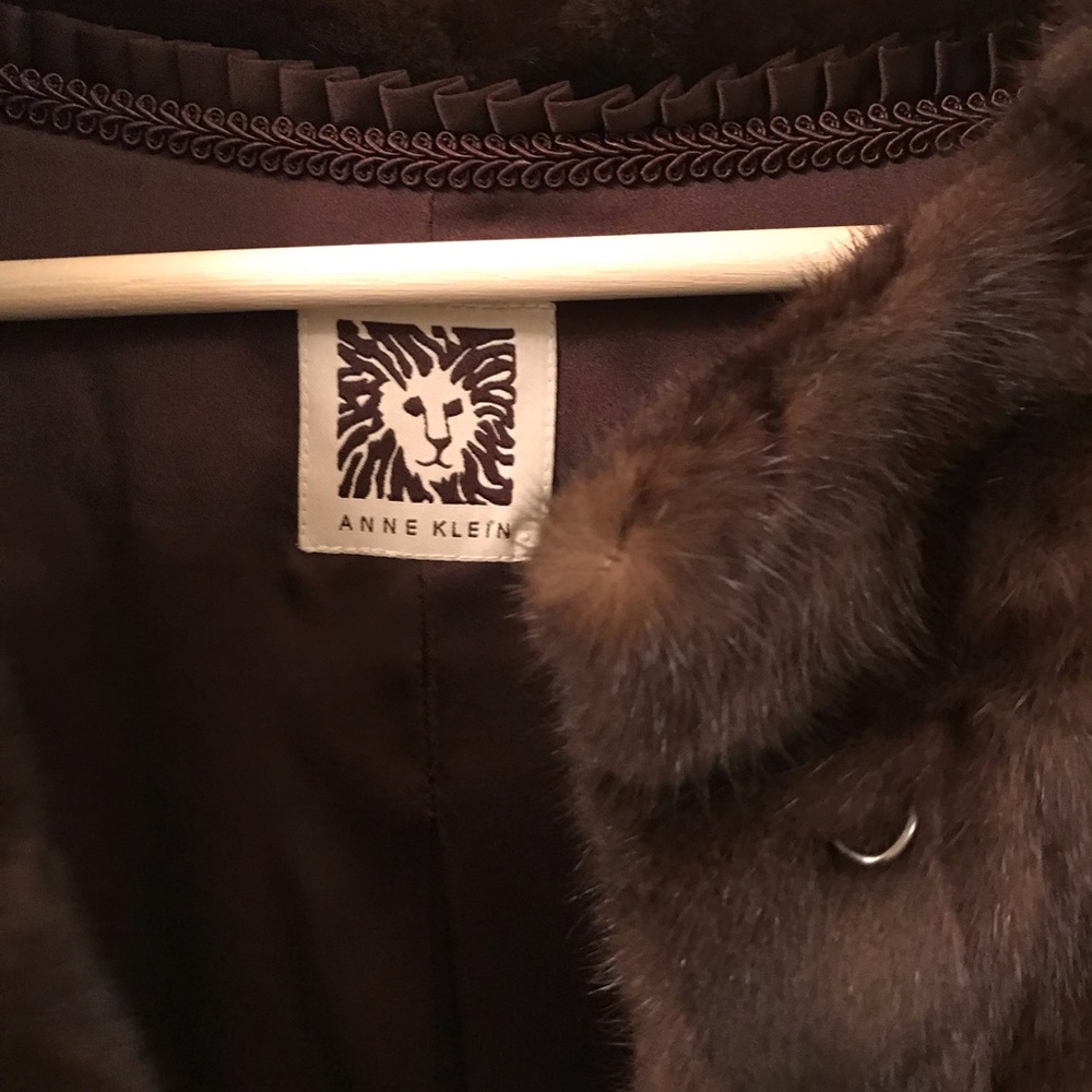 Beautiful Brown Tiger Pattern Mink Coat - Picture 6 of 6